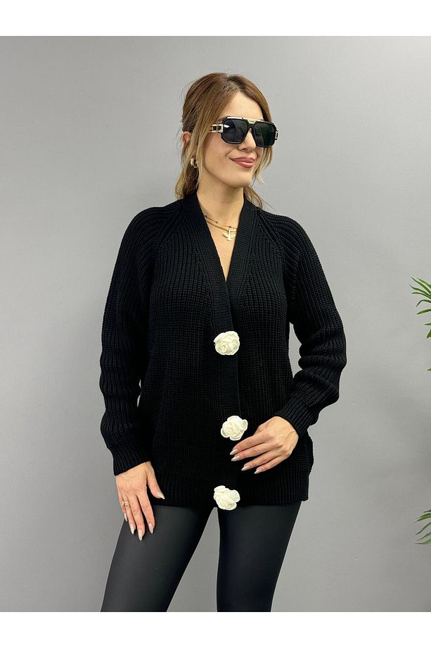 Hily Siyah Gül Düğme Detaylı Triko Hırka - 1
