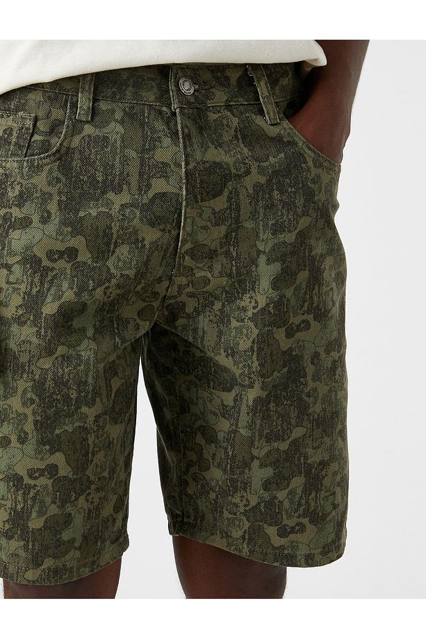 Kamuflaj Desenli Gabardin Şort - 5