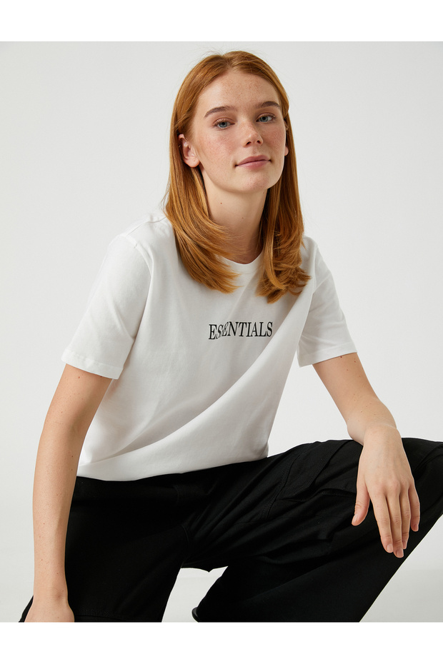 Text Printed T-Shirt V Neck