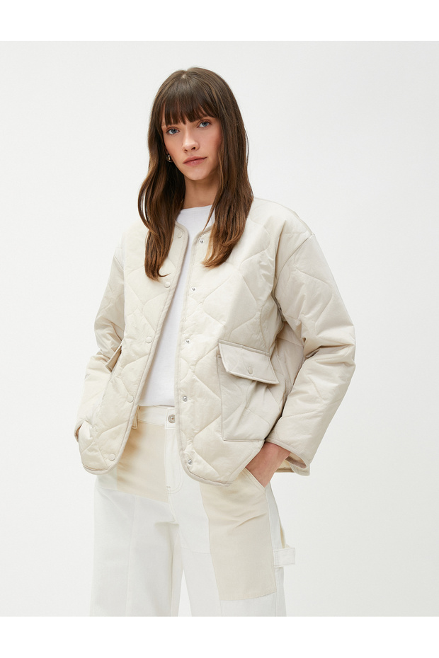 Oversize Quilted Coat with Pockets and Round Neck
