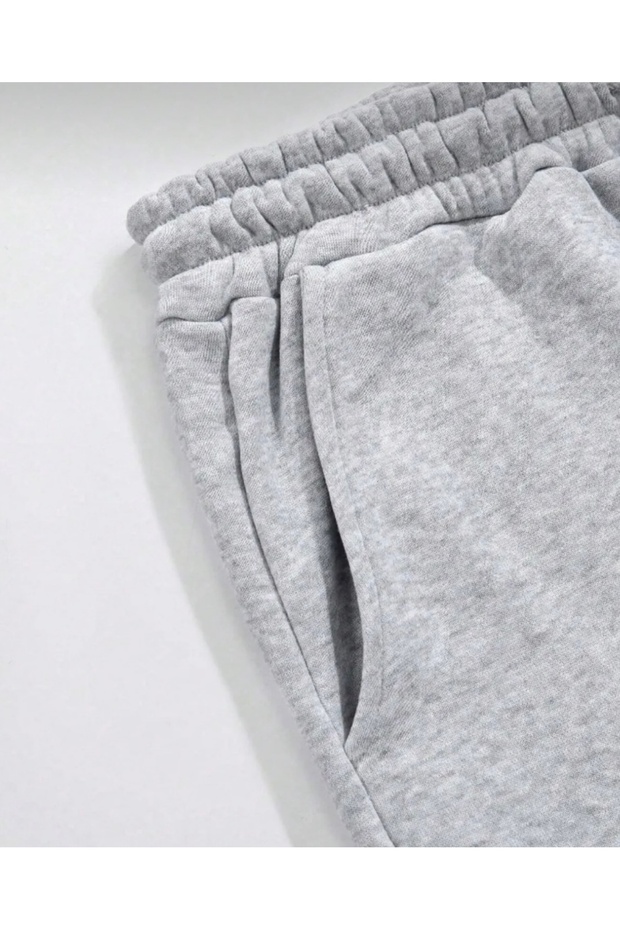 Trackpants with a Bunch of Threads on the Front, so They Have a Bunch of Threads on the Front - 4