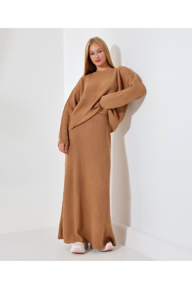 Women's Winter Elastic Waist Skirt Crew Neck Sweater Knitwear Set