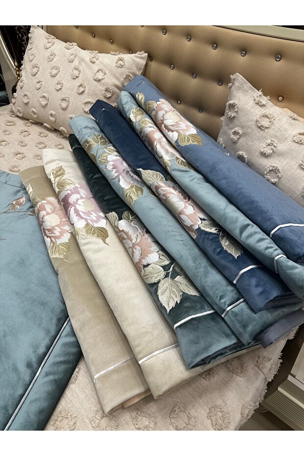 İPEK KADİFE SECCADE - 2