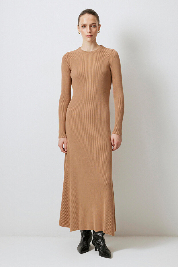 FİTİLLİ DİK YAKA TRİKO ELBİSE - 2