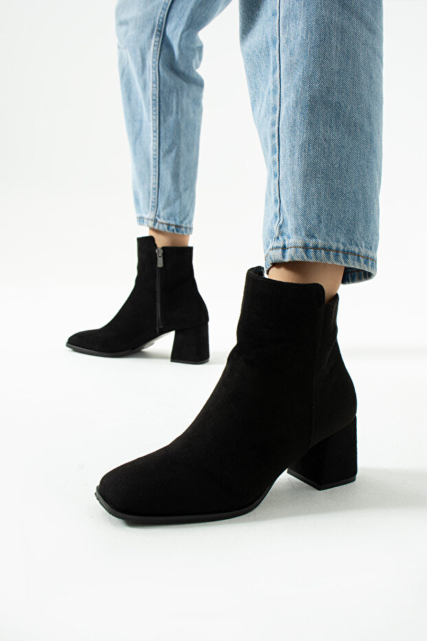 Black Leather Waterproof Heeled Winter Boots - Women's Heat-Retaining Comfortable Boot Models