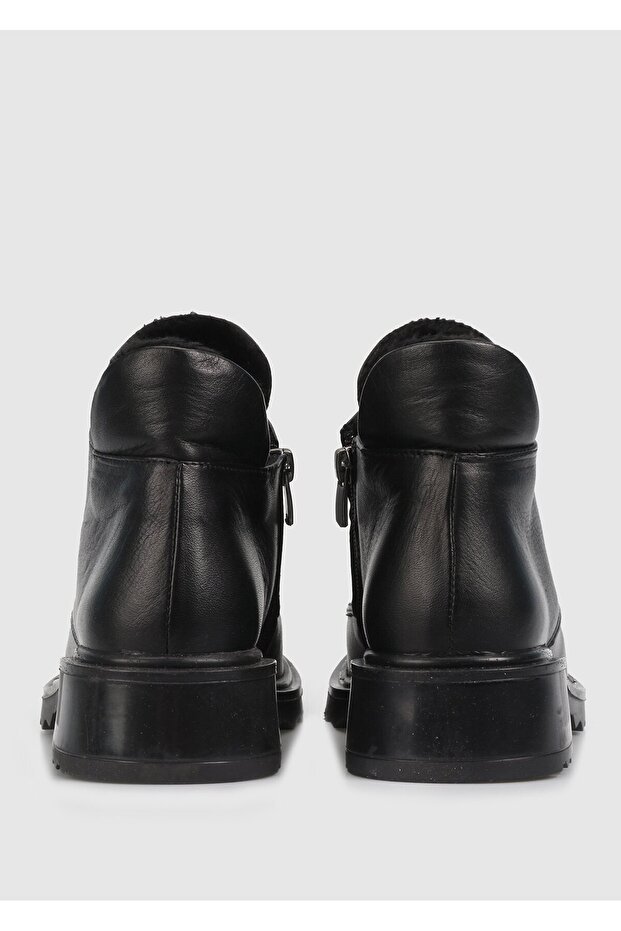 Siyah Deri Kadın Bot - 4