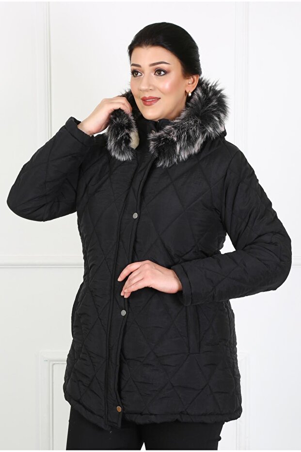 Women's Black Crinkle Fabric Wool Inside Large Size Coat