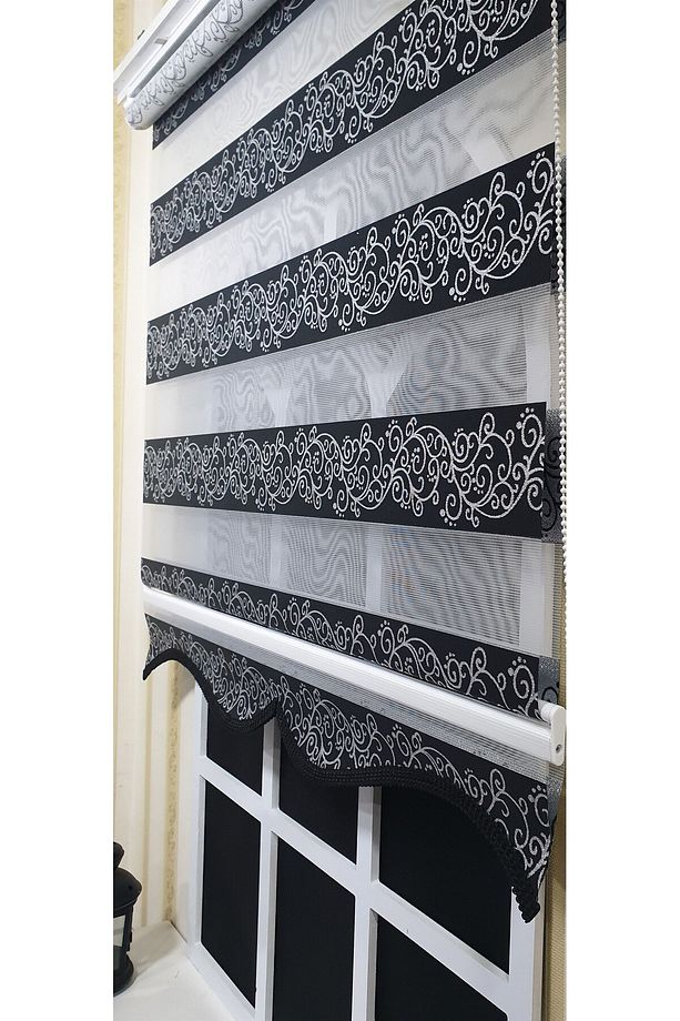 Zebra Stor Perde Siyah Sarmaşık Desen Gümüş Simli Etek Dilimli STB9300 V 03 - 1