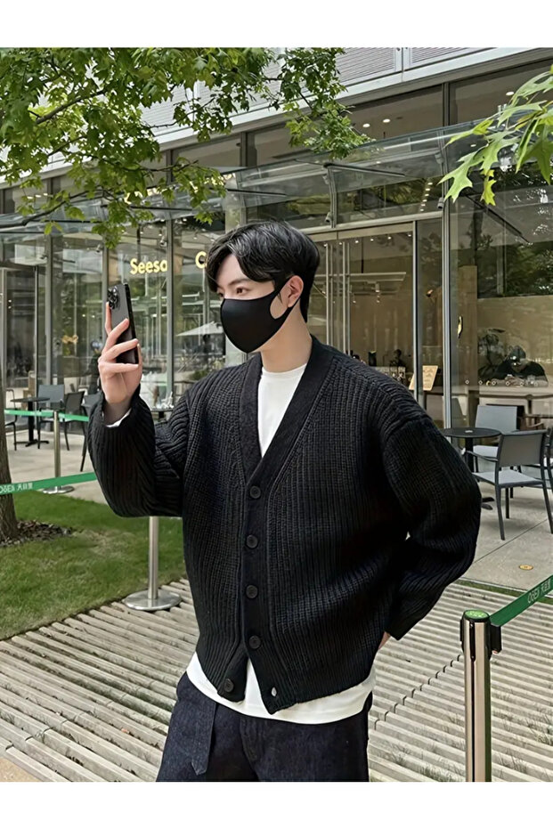 Erkek Regular Fit Düğmeli V Yaka Triko Hırka - 2