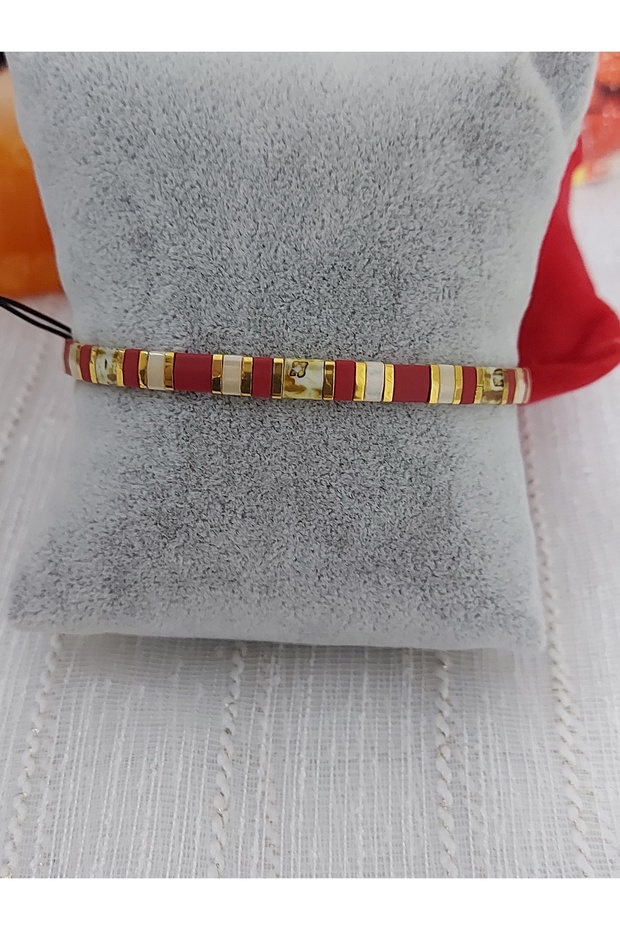 سوار تيلا - 1