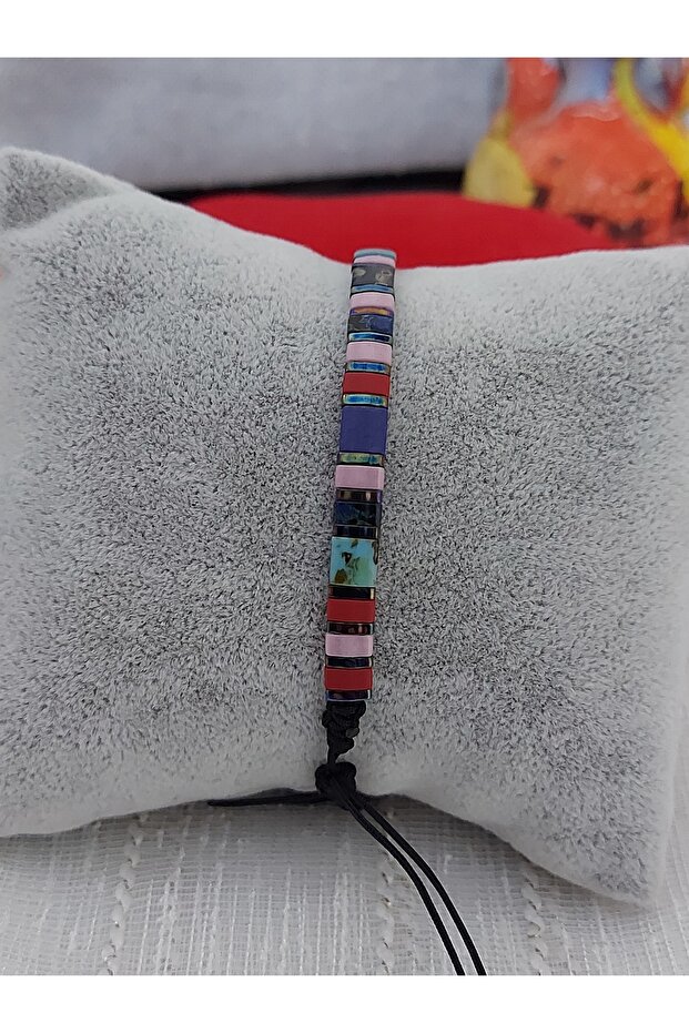 سوار تيلا - 1