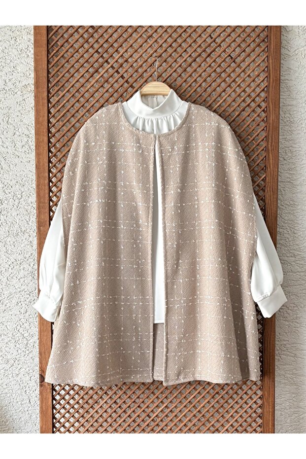 Women's Oversize Beige Tweed Poncho