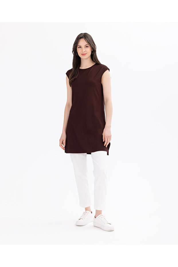 Yuvarlak Yaka Kolsuz Basic Tişört - 3