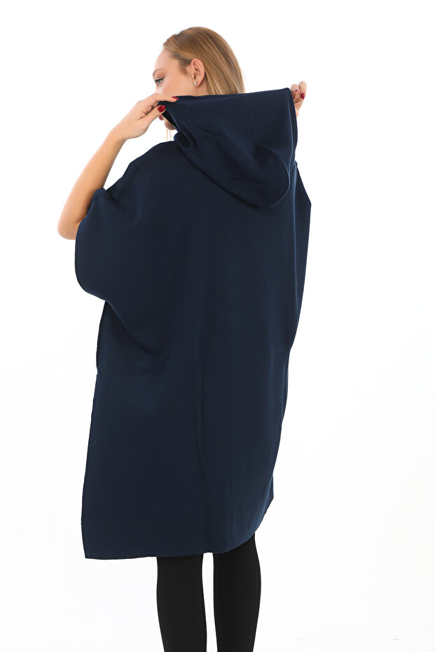 triko kapşonlu panço - 6