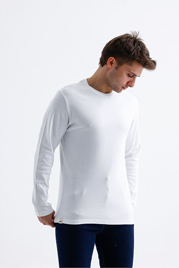 تي شيرت أساسي بأكمام طويلة ورقبة دائرية - 5