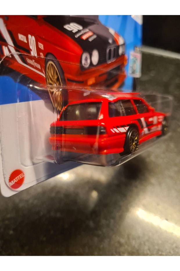 1/64 BMW M3 E30 Wagon - 3
