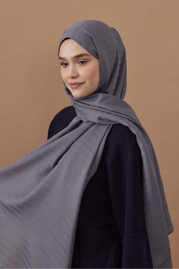 Soft Jacquard Series Triangle Pattern Shawl - 2