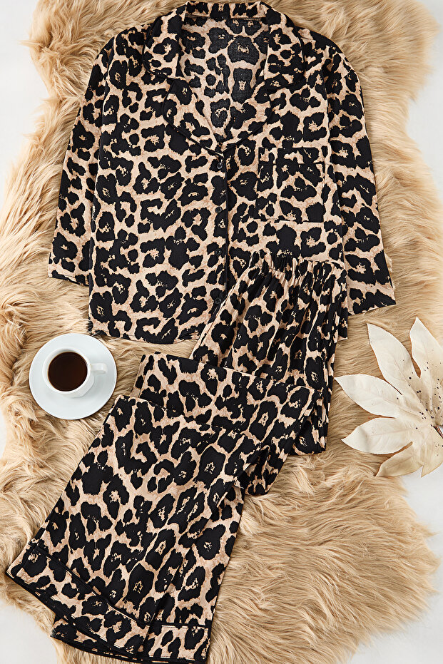 Çok Renkli Leopar Desenli Biyeli Viskon Dokuma Pijama Takımı THMAW21PT0292 - 7