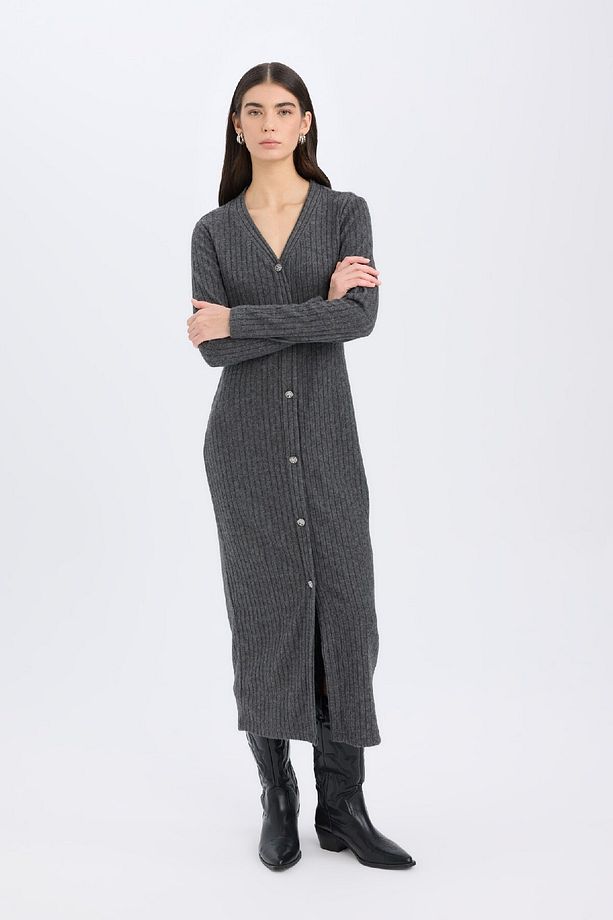 Bodycon Vücudu Saran Basic Düz V Yaka Düğmeli Fitilli Kaşkorse Midi Uzun Kollu Elbise B3261AX24WN - 3