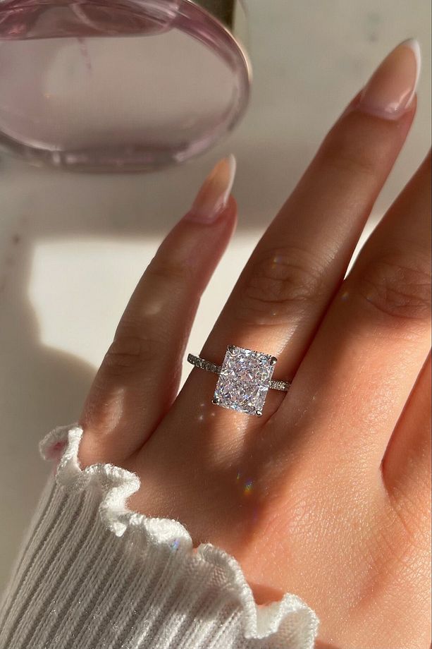 Işıklı kutuda 6 karat radyant yüzük - 2