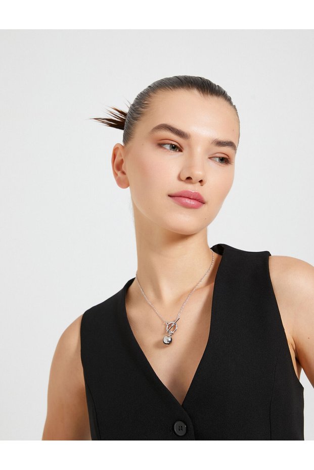 Chain Necklace Geometric Shaped Charm
