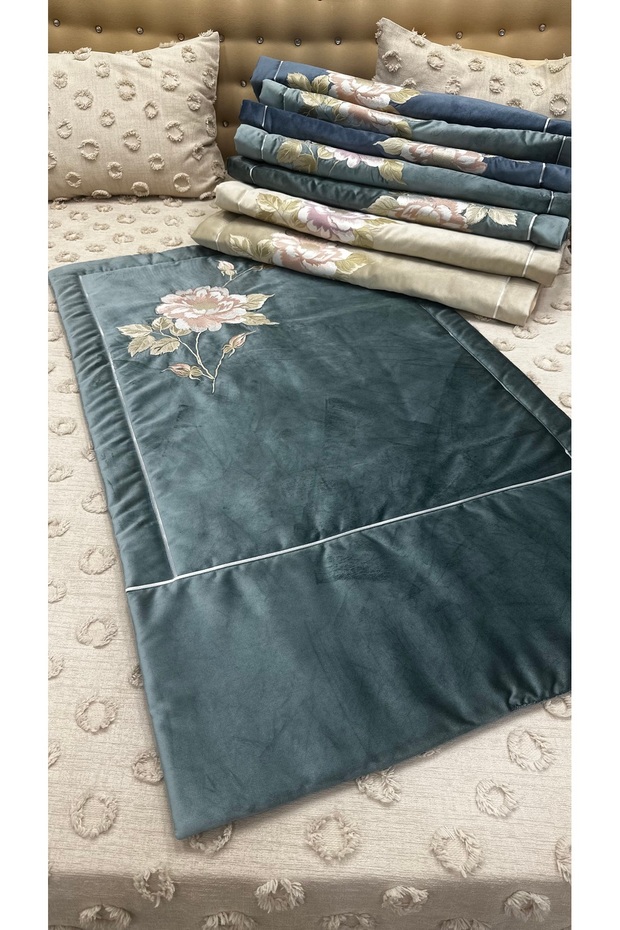 İPEK KADİFE SECCADE - 4