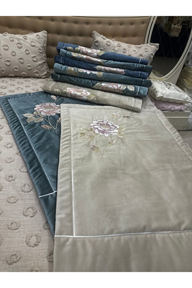 İPEK KADİFE SECCADE - 3