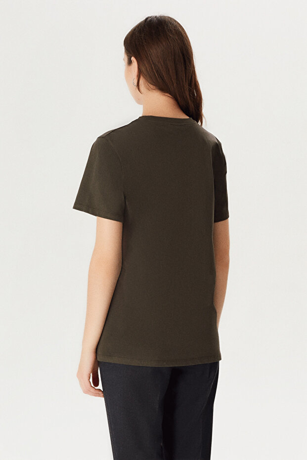 Pul İşlemeli T-shirt - 4