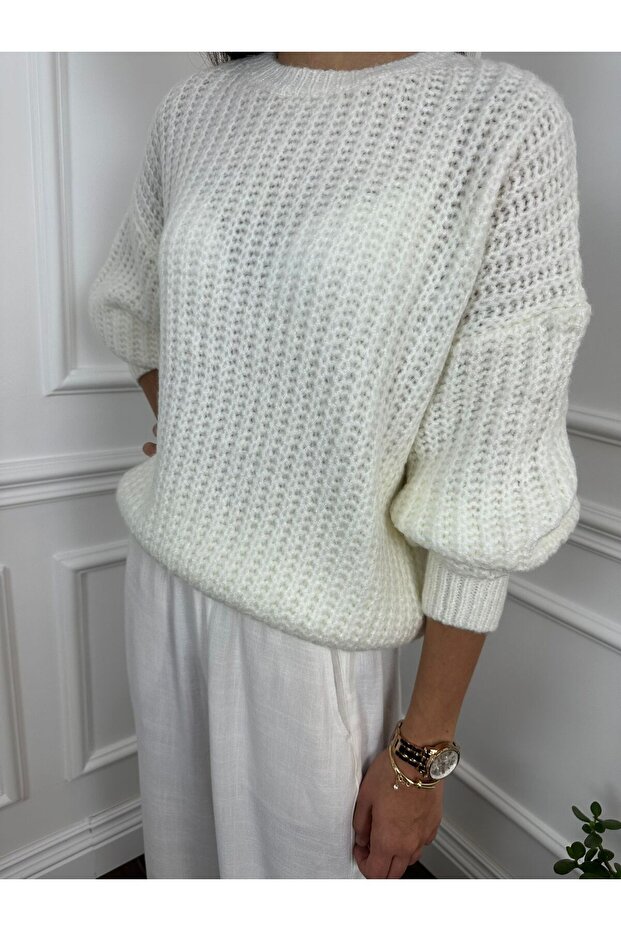 Delikli Oversize Triko Kazak - 3