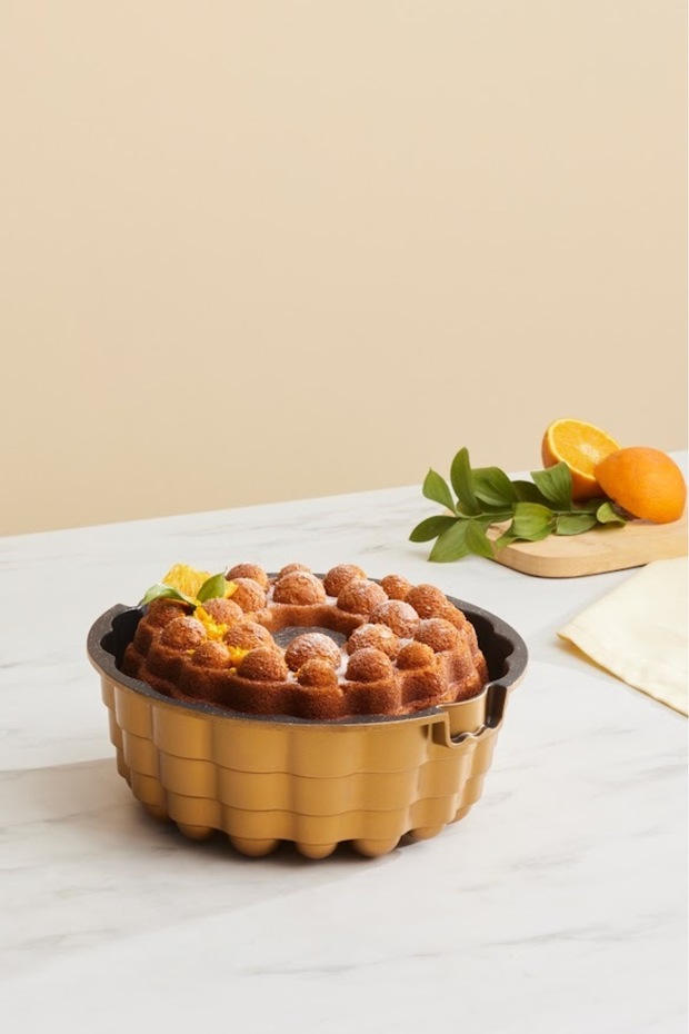 Форма за торта Celeste Gradient Cast, златна - 2