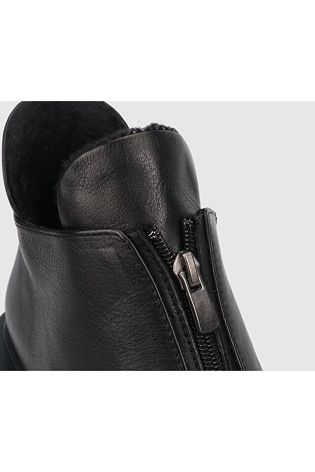 Siyah Deri Kadın Bot - 5