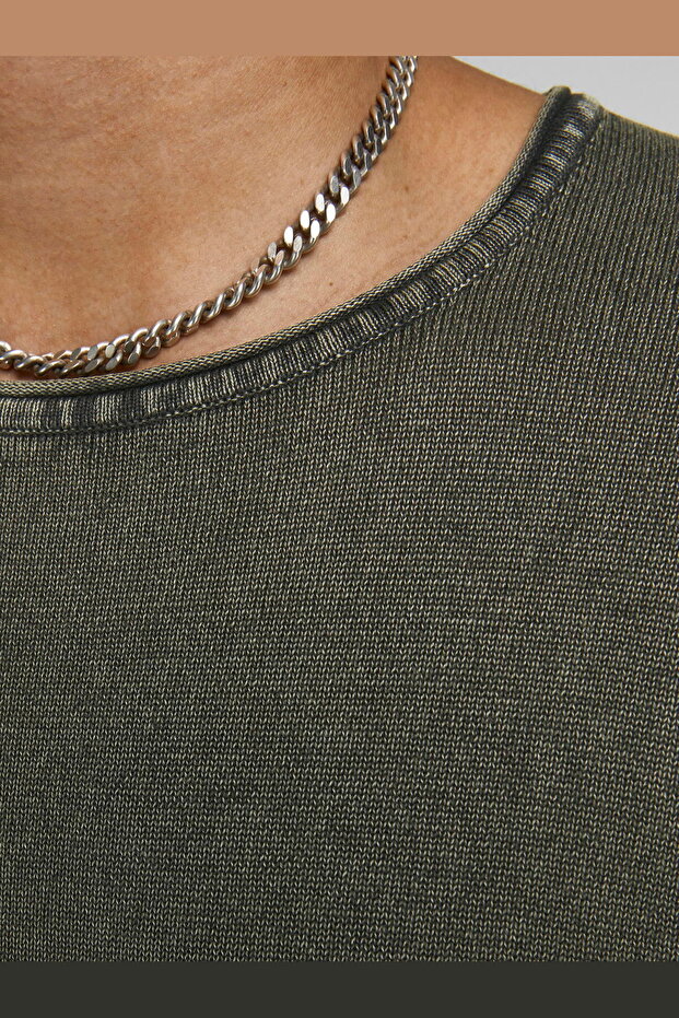 ملابس تريكو بلون سادة بتأثير شاحب - 5