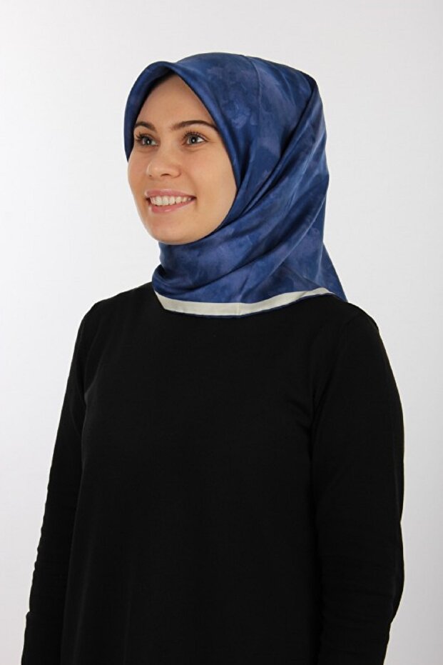 وشاح حريري7208701-323