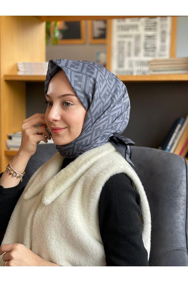 16 İthal Yün Eşarp - 1