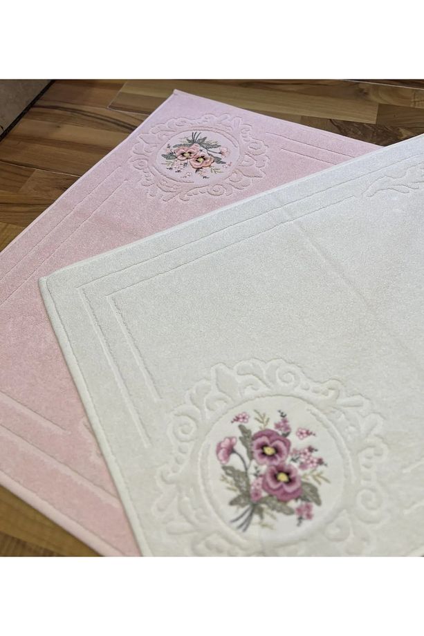 3D Nakışlı 50x70 Verda 6lı Ayak Havlu Seti - 6