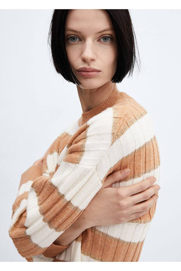 Gestreifter Pullover – Lurexdetail - 7