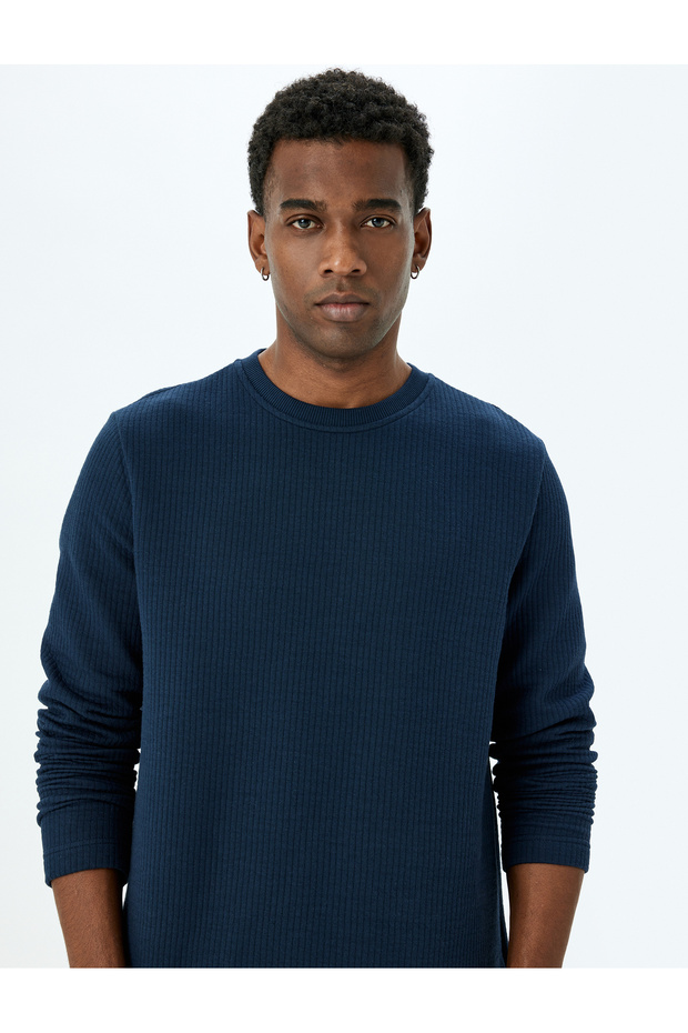 Long Sleeve Cotton Blended Textured Basic Crew Neck Sweatshirt