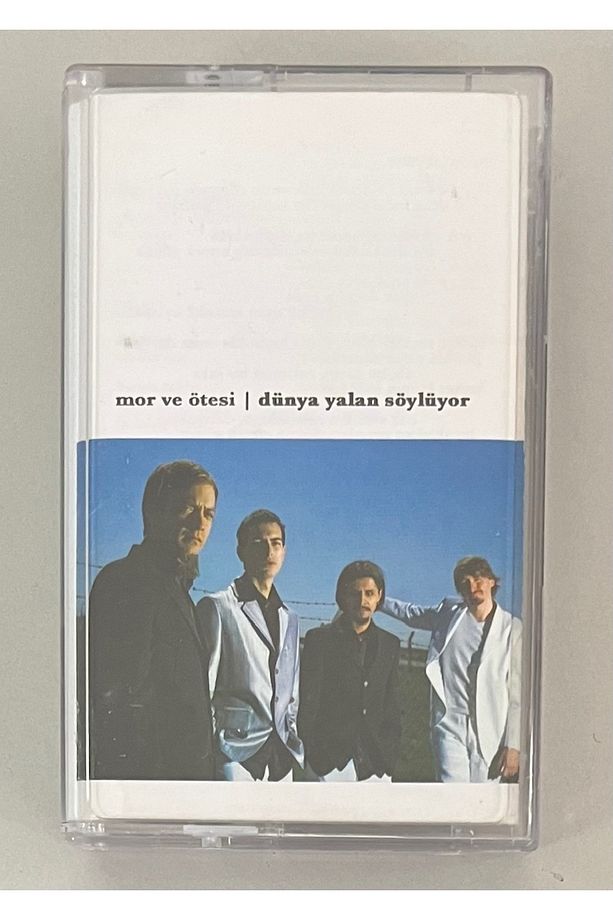 Mor ve Ötesi Dünya Yalan Söylüyor Kaset (2004 Dönem Baskı Kaset) - 1