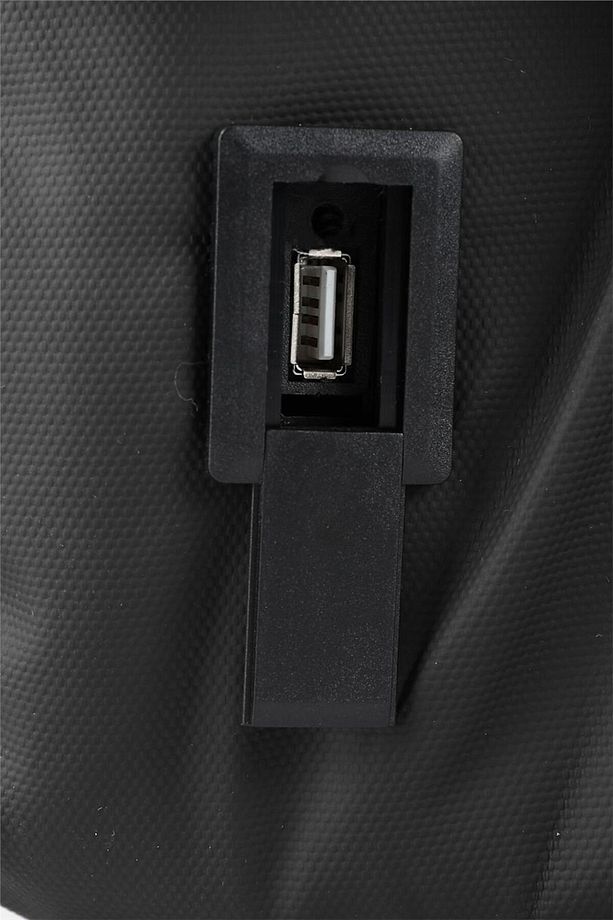 ÇÇS 51378 Sırt Ve el Çantası Su Geçirmez Kumaş Usb Girişli 15.6 İnç - 6