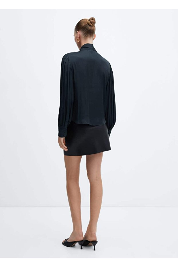 Satinbluse mit Bindedetail - 4