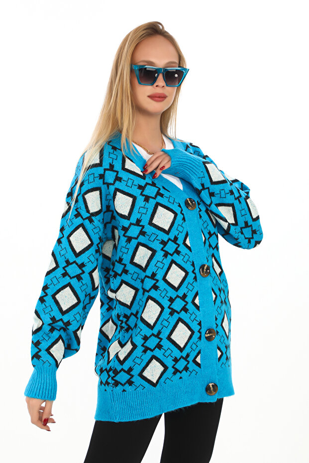 سترة صوفية محبوكة بنمط مربع وأزرار - 4