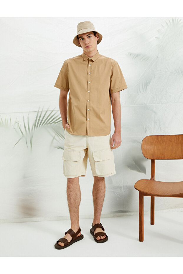 Buttoned Cargo Shorts - 2
