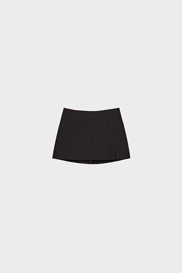 Skort with side slit - 5