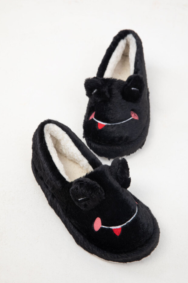 19892 Model černé dámské domácí boty - 1