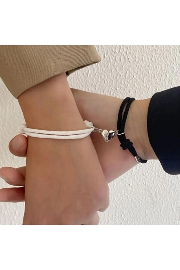 Black and White Heart Magnet Couple Bracelet