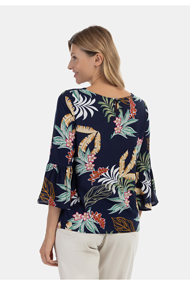 Μπλουζέν - 4