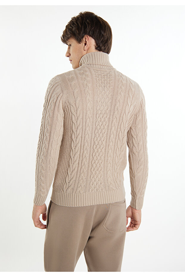 Pullover mit Zopfstrick - 4