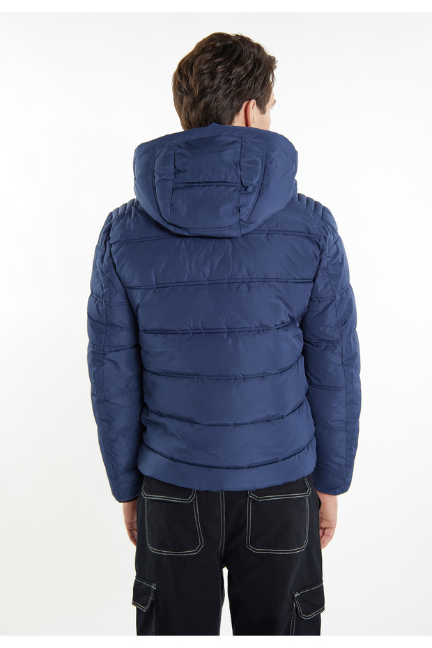 Wattierte Winterjacke - 4