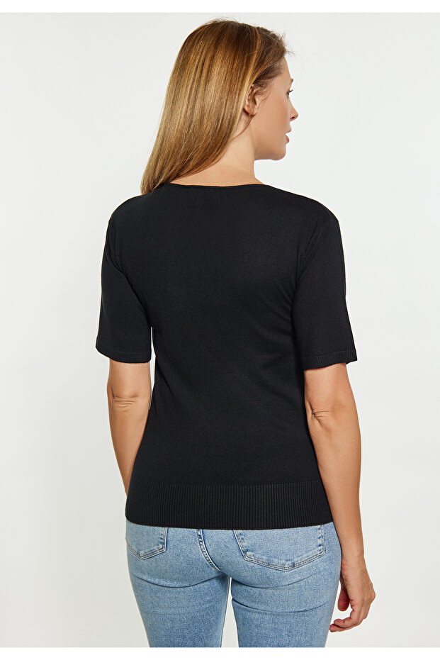 T-Shirt - 4