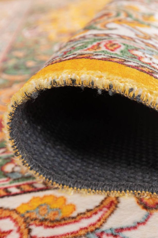 Fuga Yumuşak Dokulu Sarı Klasik Desenli Halı (KA 17) - 4